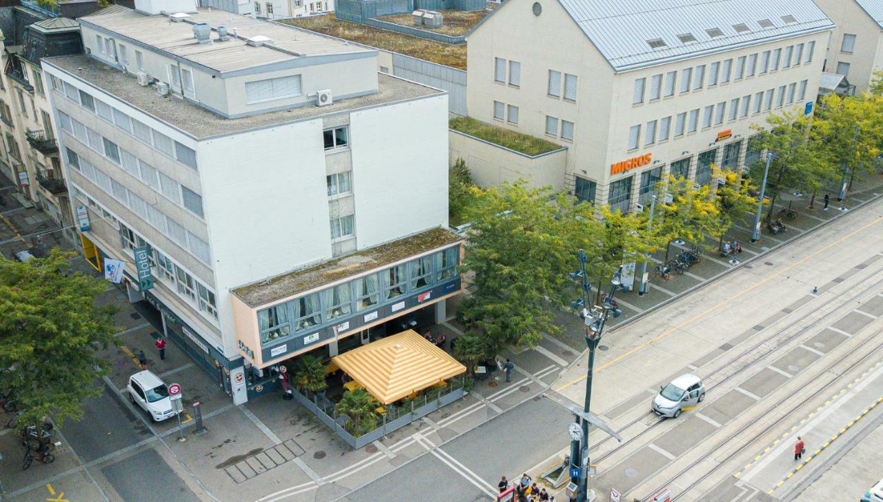 Hotel Blumenstein Self-Check In Фрауэнфельд Экстерьер фото
